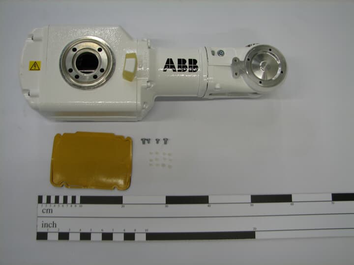 ABB机器人配件 ABB配件原厂型号 3HAC026581-005 Upper arm, CR