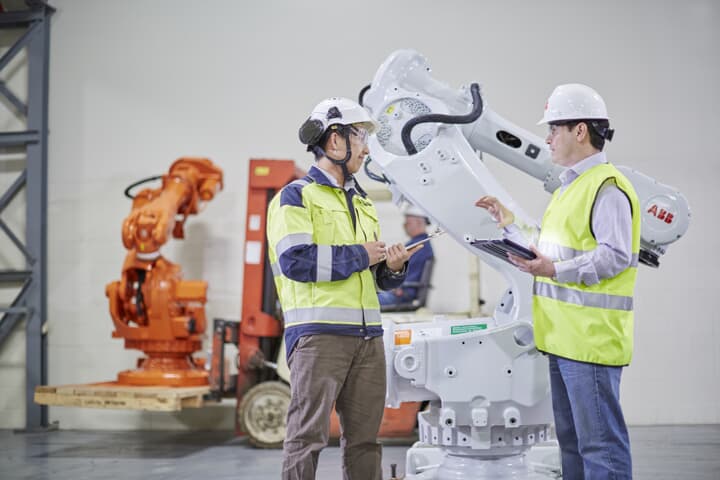 ABB配件SPÅRBARHETSETIKETT WRIST 原厂型号Q3HAC12732-2 ABB配件官方质保 - ABB机器人配件大全