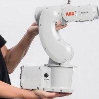 ABB机器人，IRB1010-1.5/0.37,负载1.5公斤，臂展0.37m