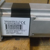 ABB机器人配件    3HAC021457-001   RIB360四轴电机