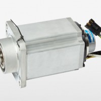 ABB机器人配件                    3HNA019428-001             MOTOR W/GEAR Trms 4.8Nm