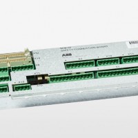 ABB机器人配件                 3HNA025488-001               SCB-02