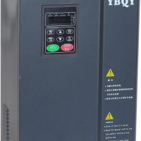 通用型变频器 适用于大多数工业场景（如输送带、搅拌机）。 西门子G120、三菱FR-A800